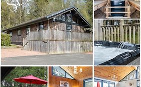 Cabin W Hot Tub, Sauna, King Beds, National Park